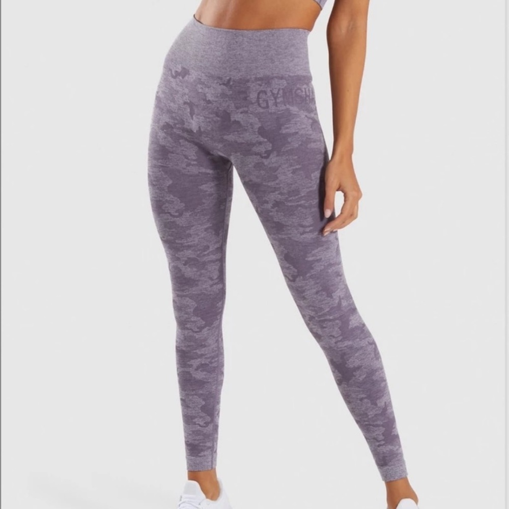 Gym shark purple camo seamless leggings size L